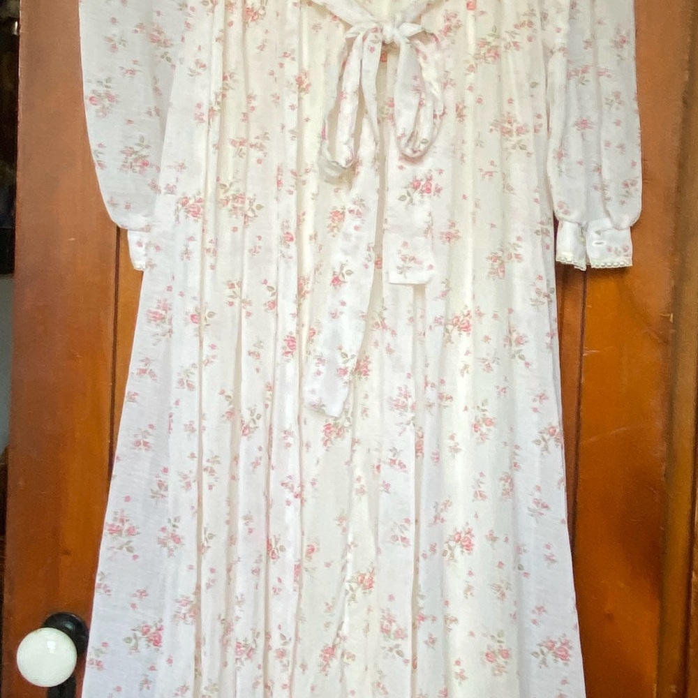 Gunne Sax Cream and Pink Floral Dress - Picture 7 of 7